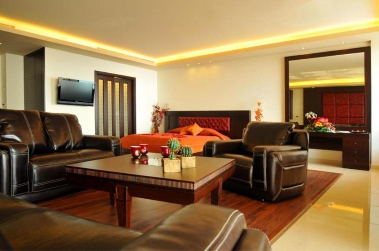 Hollywood Inn Boutique Hotel Dżunija Zewnętrze zdjęcie