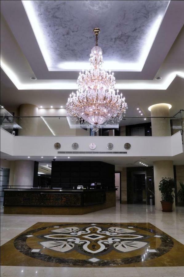 Hollywood Inn Boutique Hotel Dżunija Zewnętrze zdjęcie